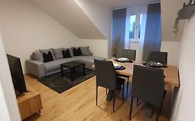 Mc Apartment Arena 1